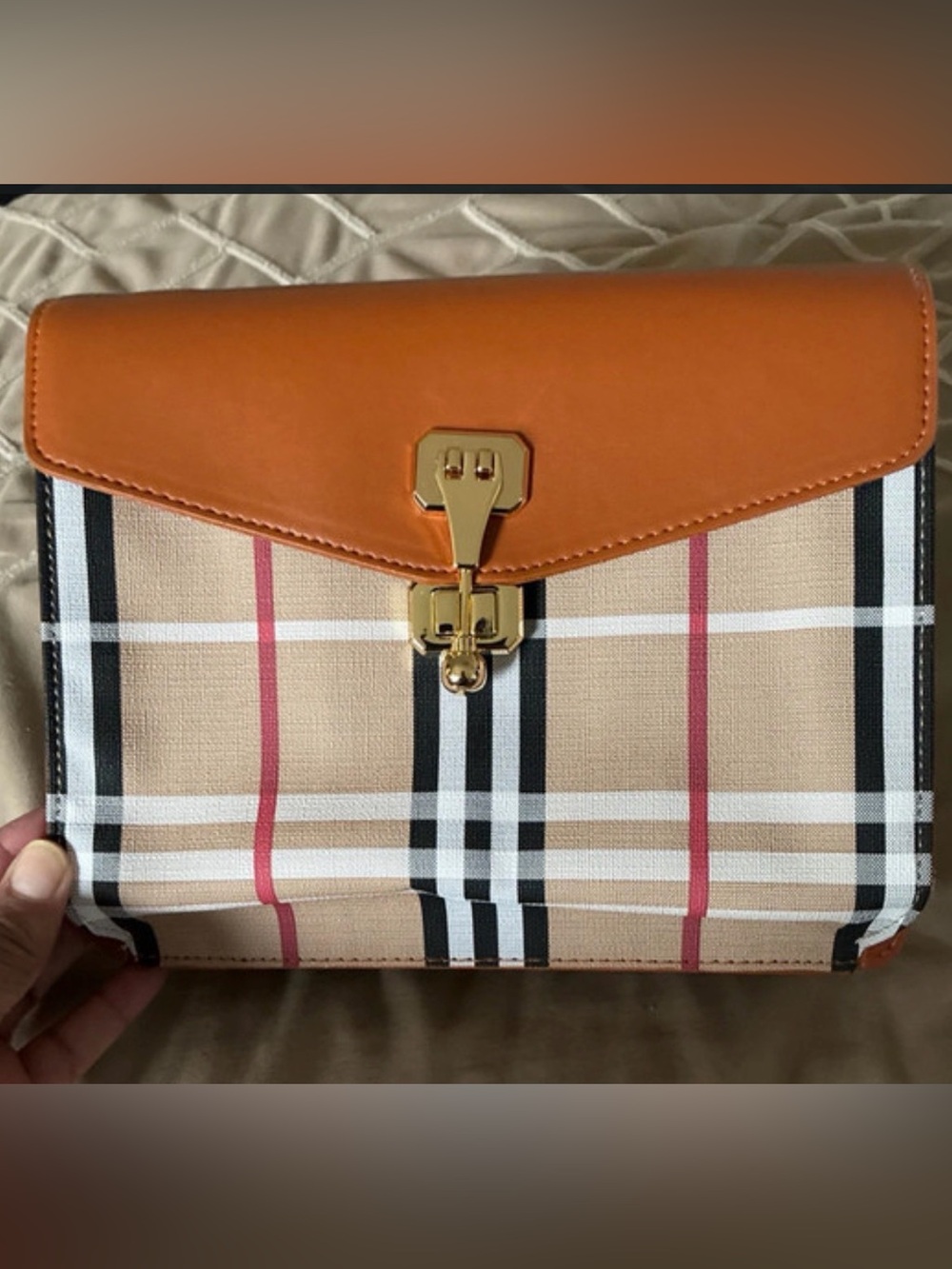 Elegant Tan and Plaid Women's Bag - Picture 6 of 7